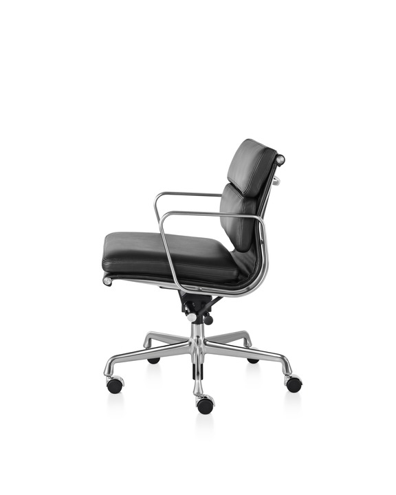 Eames Soft Pad Management Chair画像3