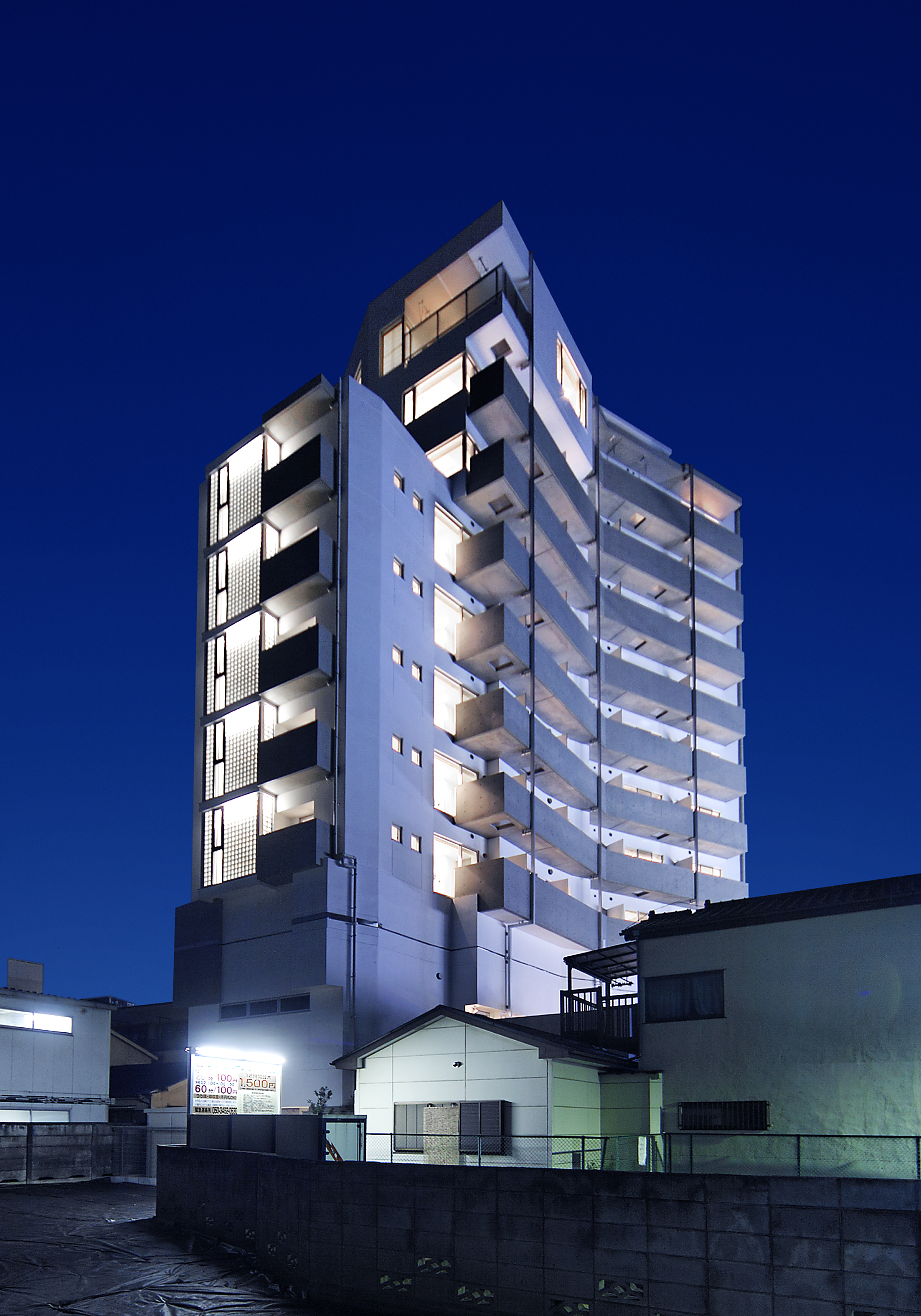 Grand_chariot_syakuzii_No_6